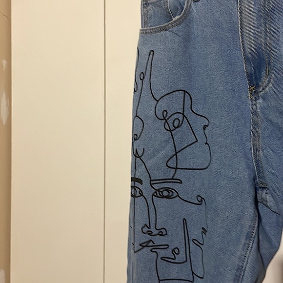 Fine Line Art ripped jeans - Picture 3 of 6